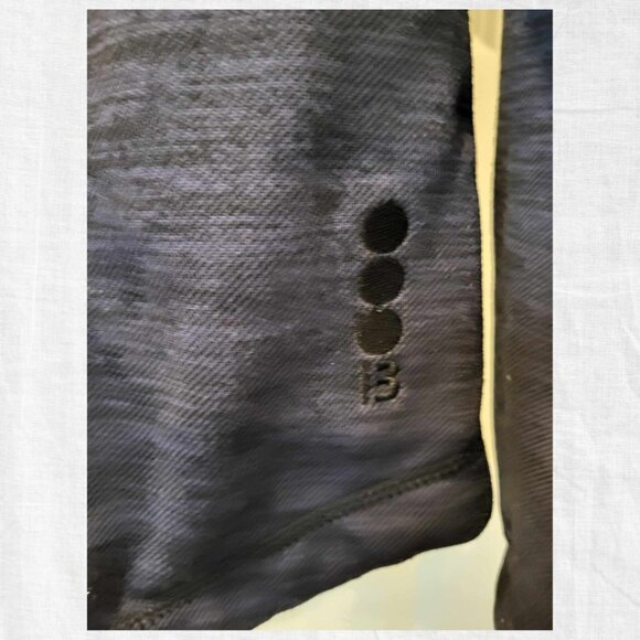 NWT Bench Craftiness Unisex Sweater - Picture 6 of 8